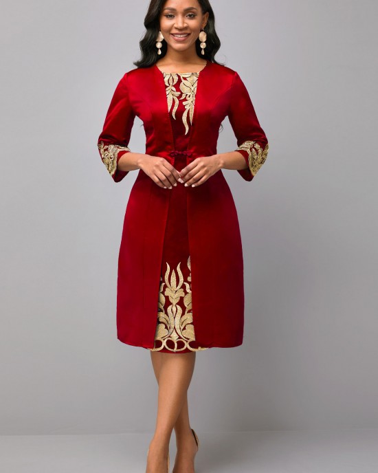 Round Neck 3/4 Sleeve Embroidered Dress