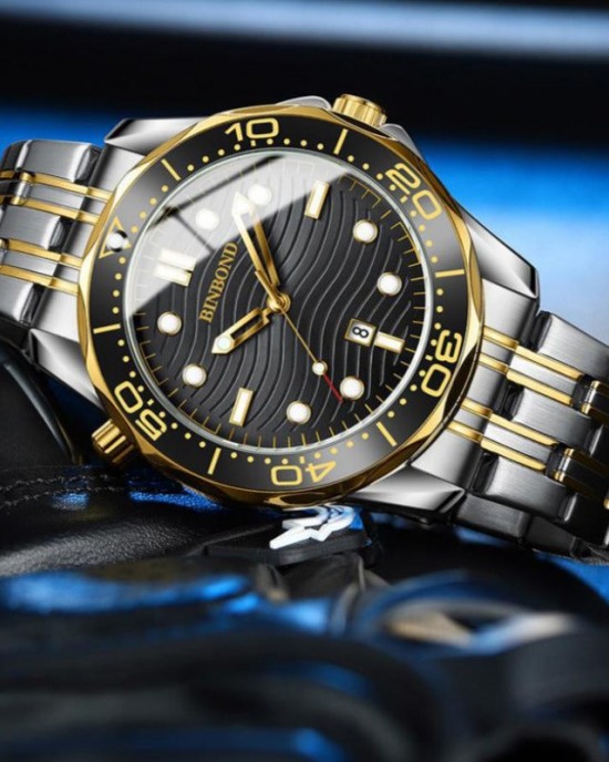 BOND - Submariner