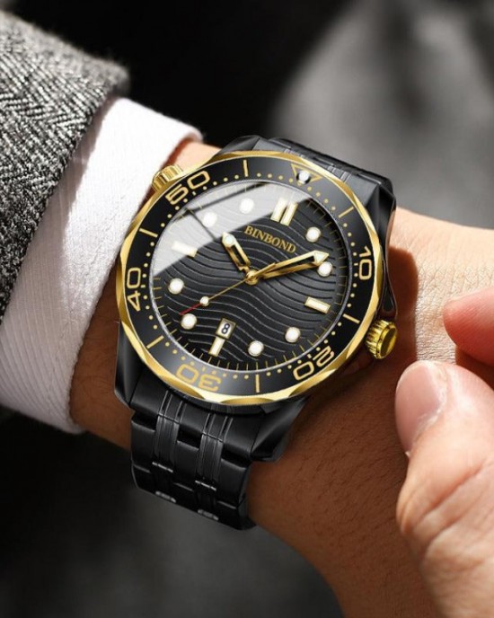 BOND - Submariner