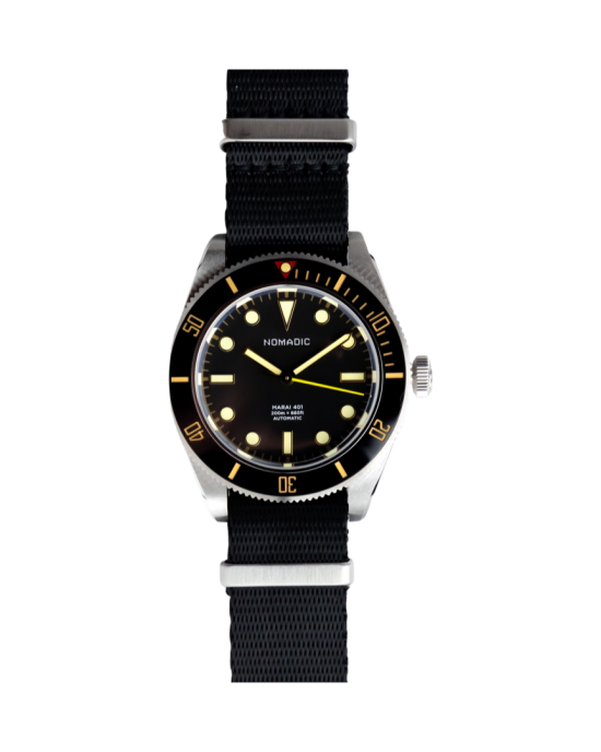 Classic Black and Gold - Maraí 401 Date - Dive Watch with Date